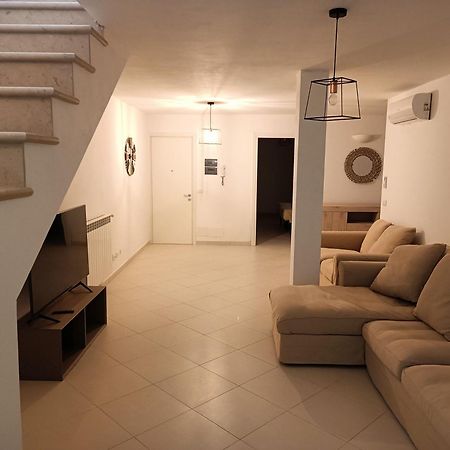 Luxury Beach House Порто-Санто-Стефано Екстер'єр фото